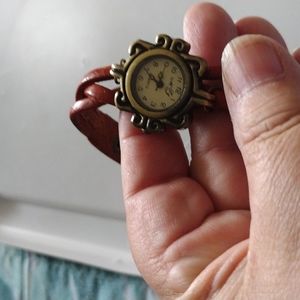Snap back watch